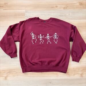 Gildan skeleton burgundy sweatshirt XL